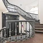 Modern 2 Bedroom Luxury Apartment
