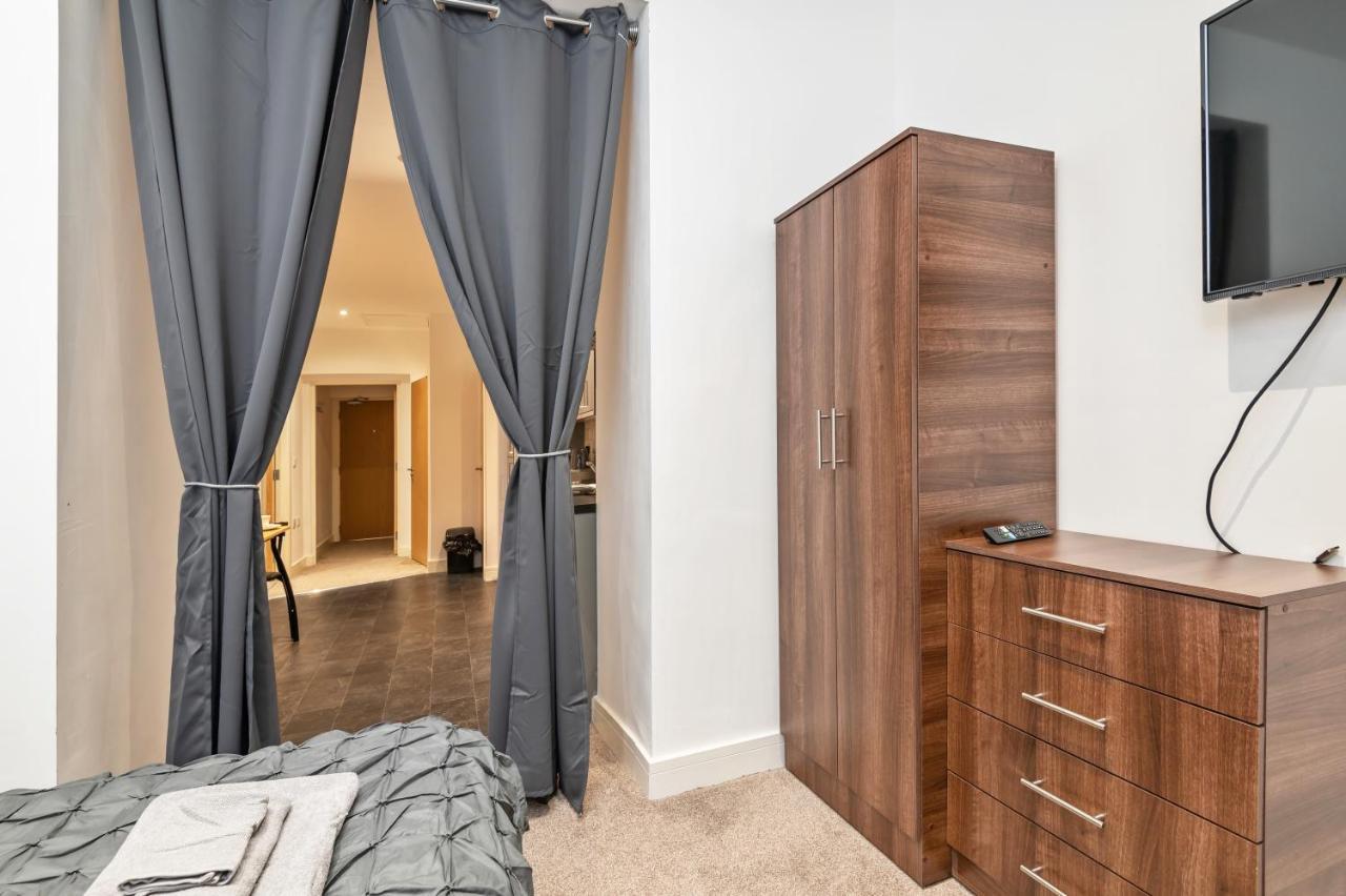 Apartment Modern 2 Bedroom Luxury